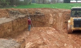 Выкопать котлован под фундамент в Гагарине - от 2560 руб. | 2Землекопа-Ггр